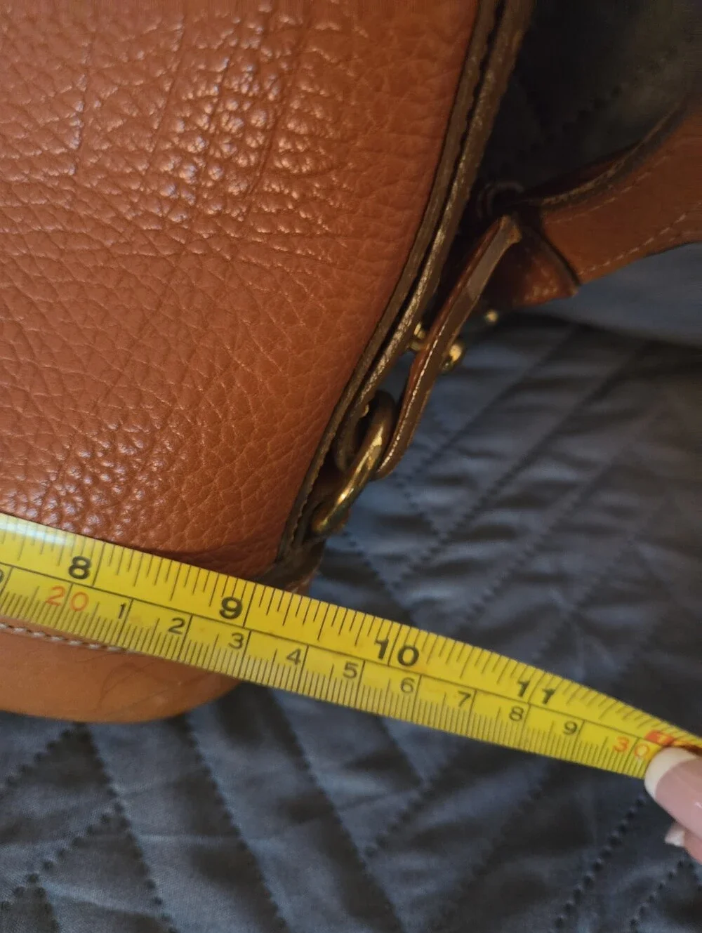 Vintage 90s Dooney & Bourke Tan Pebbled Leather Messenger Crossbody